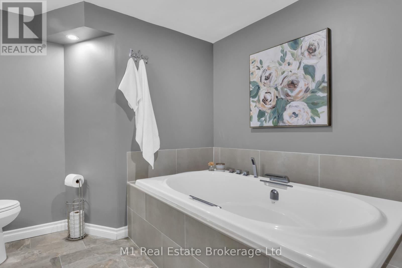 506 Mctavish Street, Centre Wellington, Ontario  N1M 3C7 - Photo 23 - X12965884