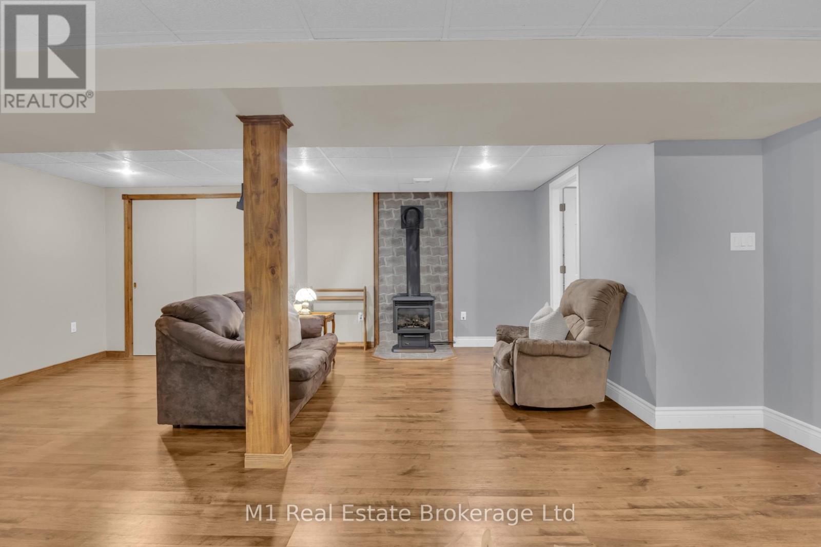 506 Mctavish Street, Centre Wellington, Ontario  N1M 3C7 - Photo 26 - X12965884