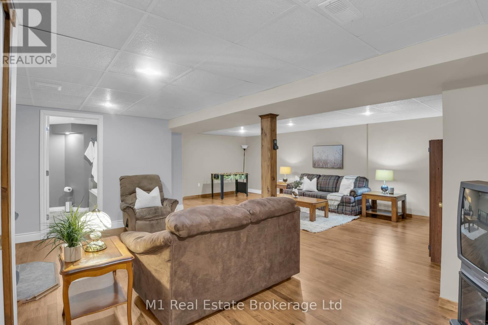 506 Mctavish Street, Centre Wellington, Ontario  N1M 3C7 - Photo 28 - X12965884