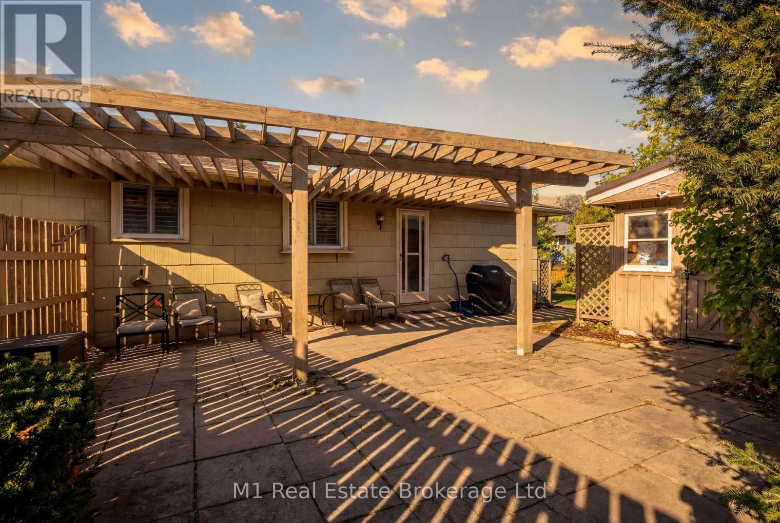 506 Mctavish Street, Centre Wellington, Ontario  N1M 3C7 - Photo 33 - X12965884