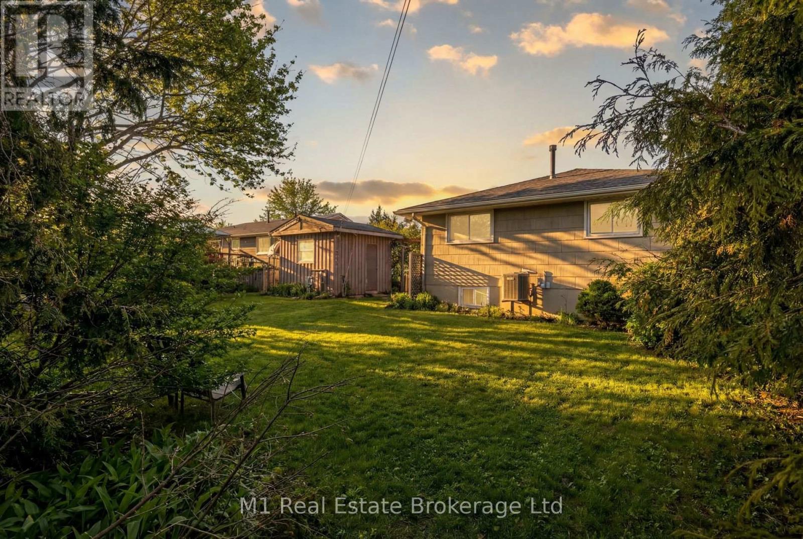 506 Mctavish Street, Centre Wellington, Ontario  N1M 3C7 - Photo 36 - X12965884