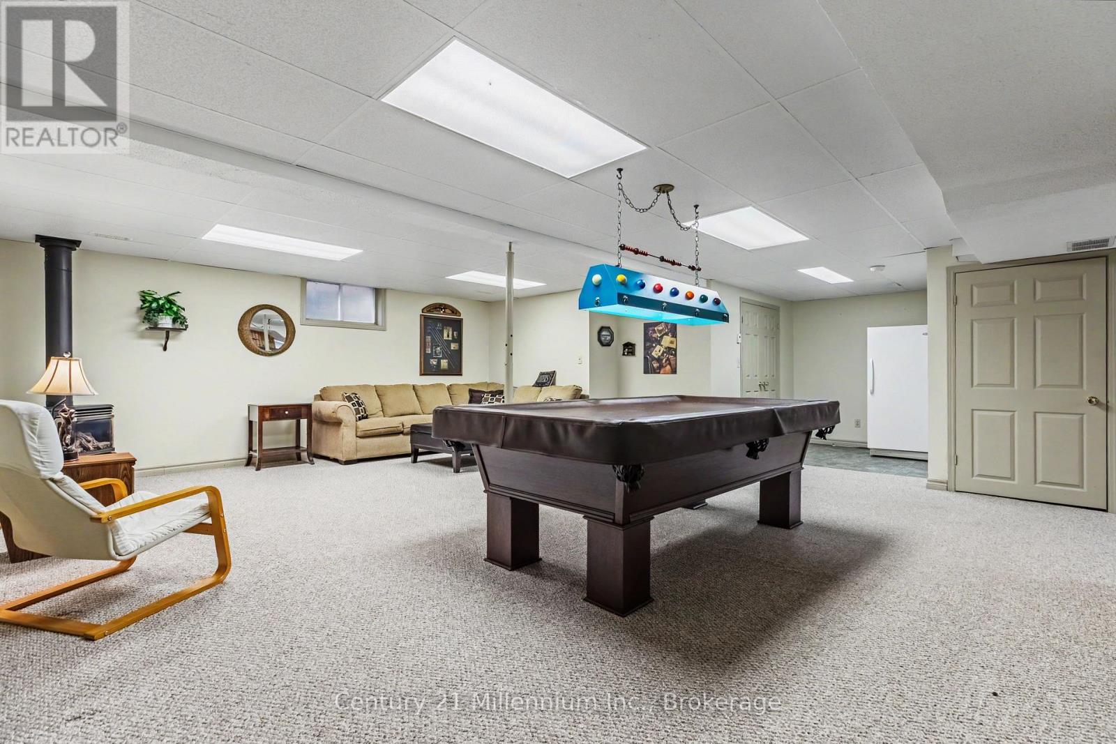 203 Summerhill Road, Saugeen Shores, Ontario N0H 2L0 - Photo 35 - X12965942