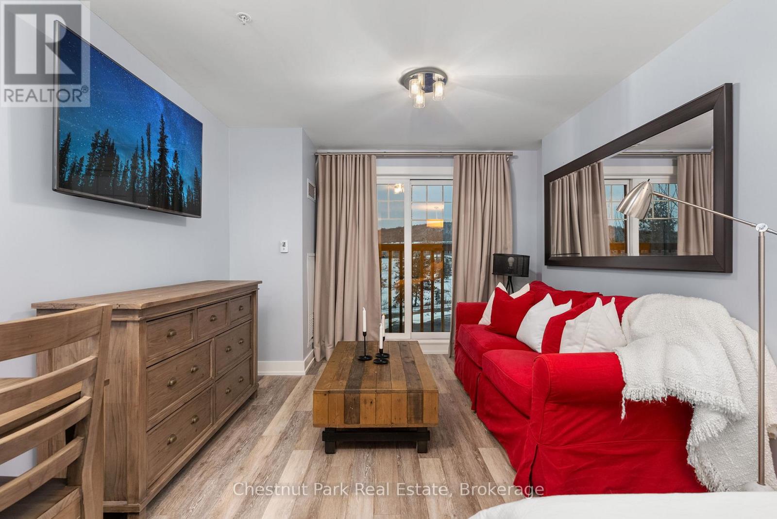 206 - 25 Pen Lake Point Road, Huntsville, Ontario  P1H 1A9 - Photo 15 - X12965954