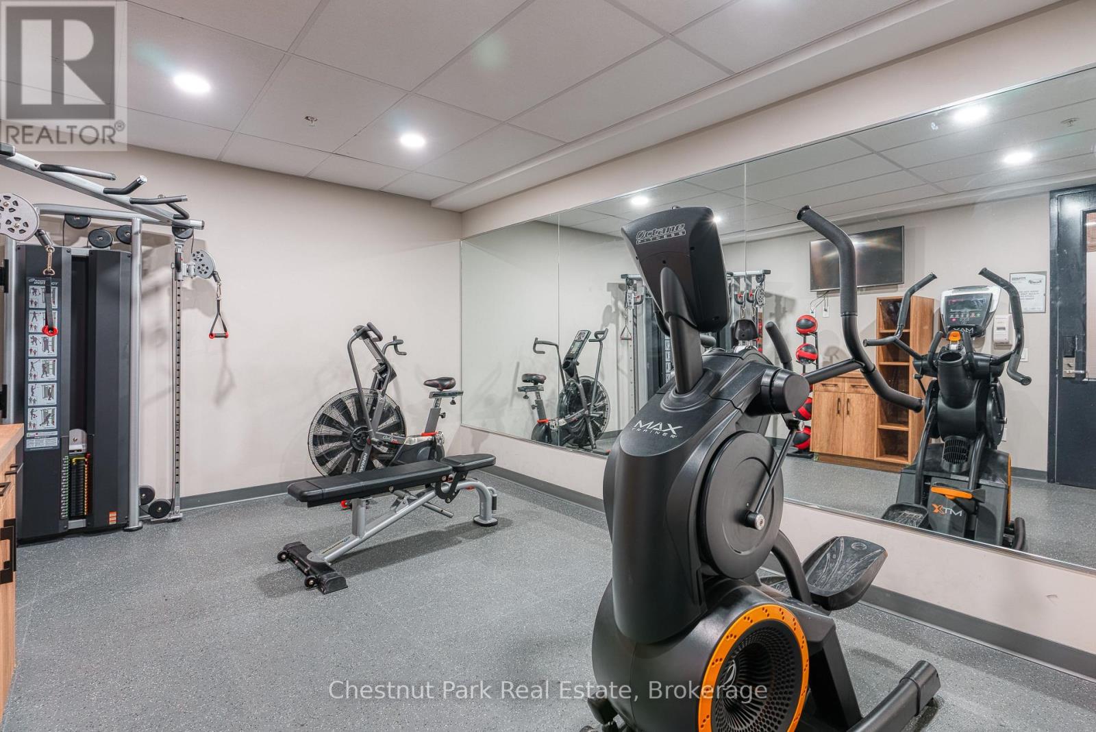 206 - 25 Pen Lake Point Road, Huntsville, Ontario  P1H 1A9 - Photo 20 - X12965954