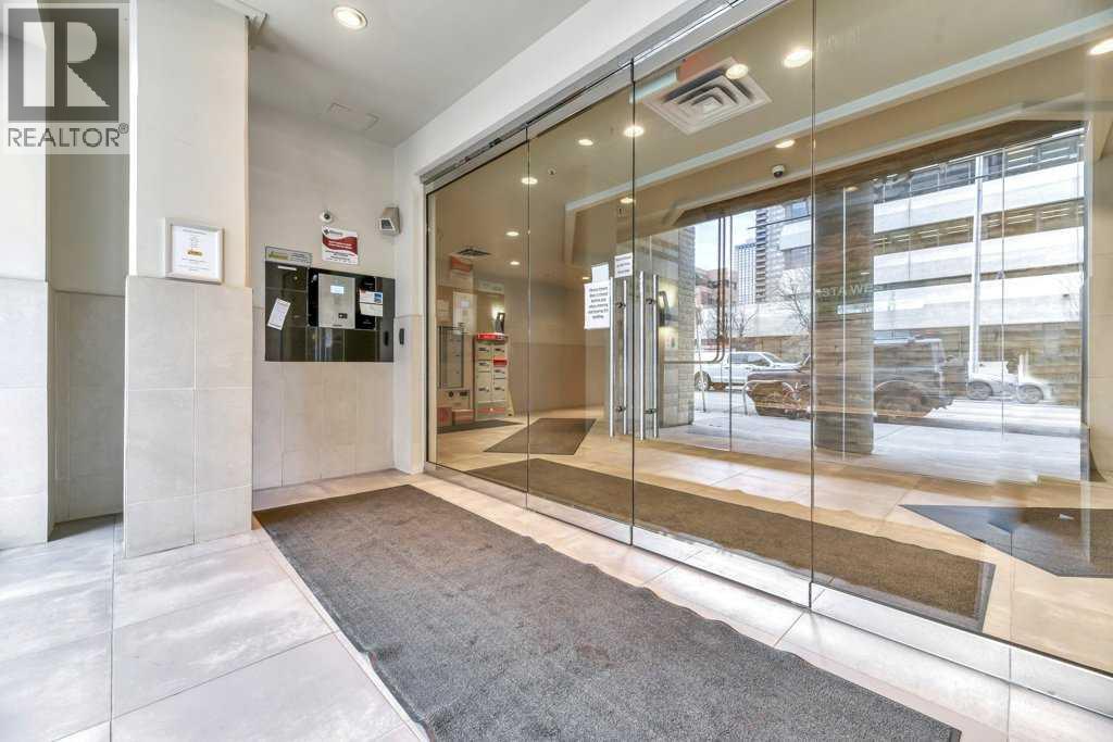 701, 683 10 Street Sw, Calgary, Alberta  T2P 5G3 - Photo 3 - A2297317