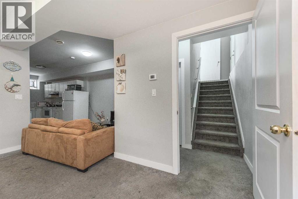 35 Sherview Grove NW, Calgary, Alberta  T3R 0Y4 - Photo 37 - A2298398