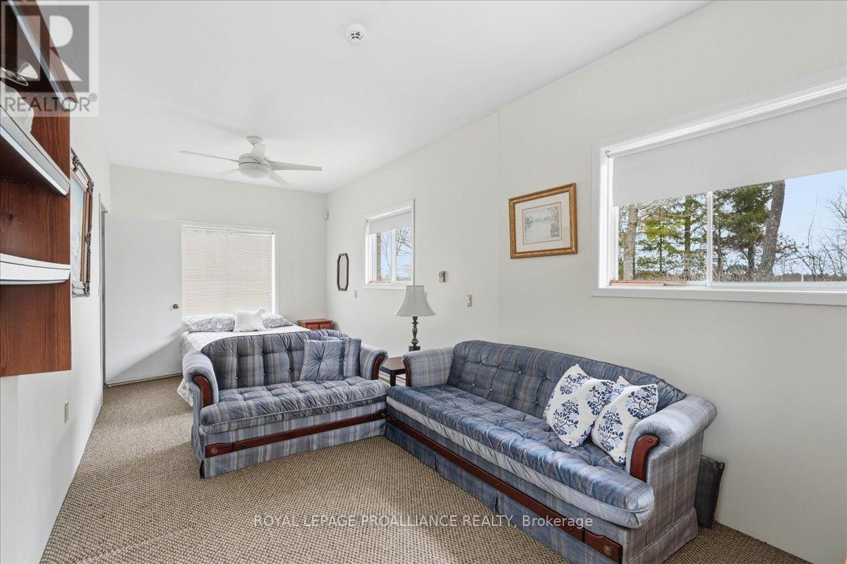 124b Old Troy Road, Tweed, Ontario  K0K 3J0 - Photo 18 - X12965646