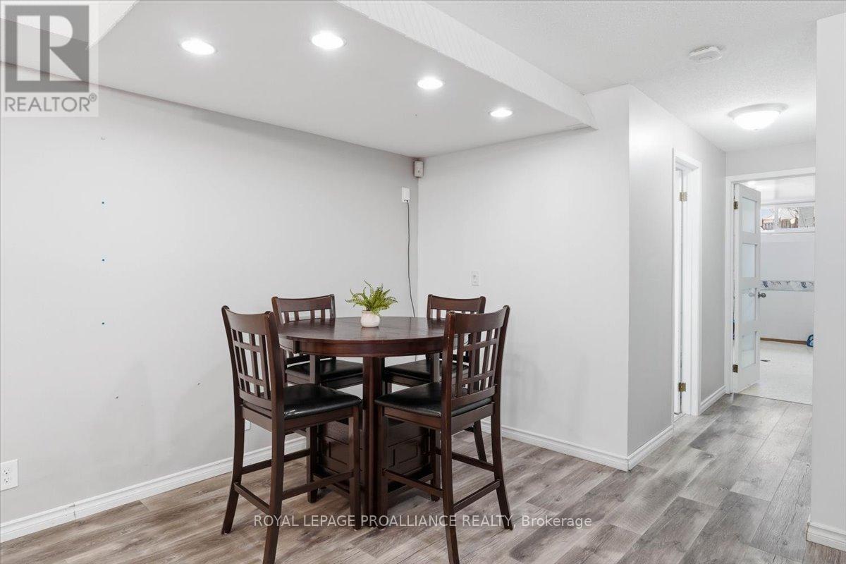 8 Loraine Avenue, Quinte West, Ontario  K8V 6M1 - Photo 12 - X12965690