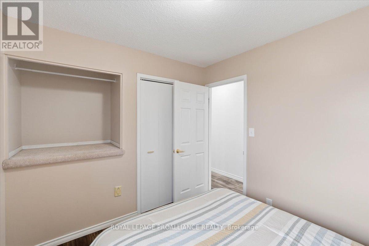 8 Loraine Avenue, Quinte West, Ontario  K8V 6M1 - Photo 20 - X12965690