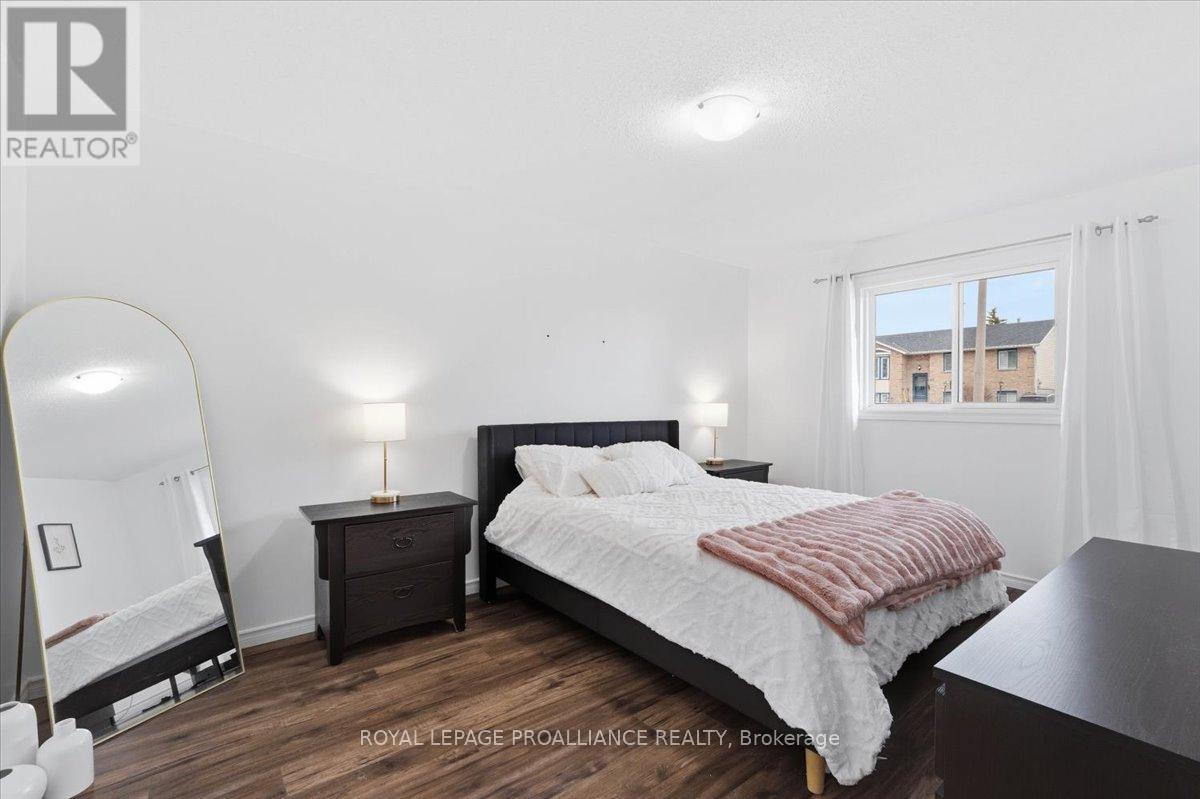 8 Loraine Avenue, Quinte West, Ontario  K8V 6M1 - Photo 23 - X12965690