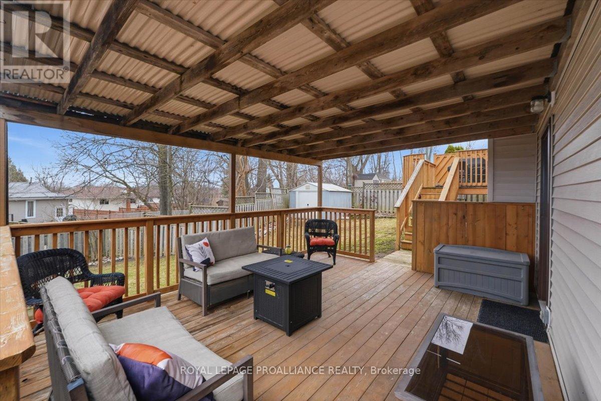 8 Loraine Avenue, Quinte West, Ontario  K8V 6M1 - Photo 36 - X12965690