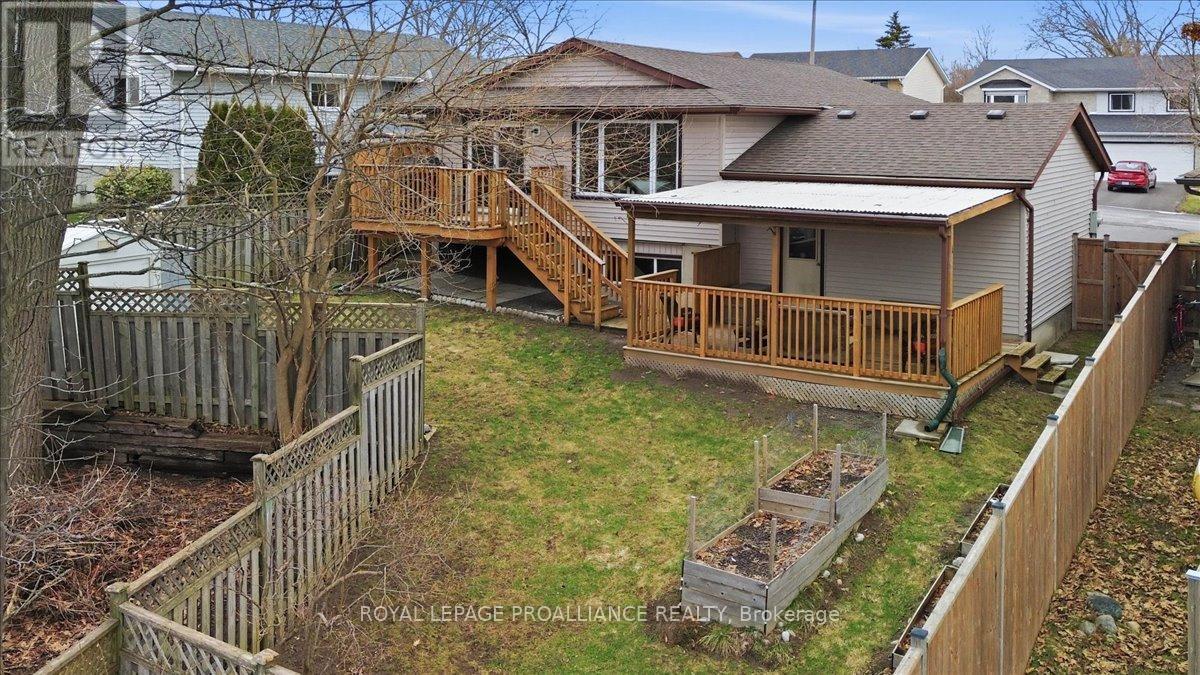 8 Loraine Avenue, Quinte West, Ontario  K8V 6M1 - Photo 38 - X12965690