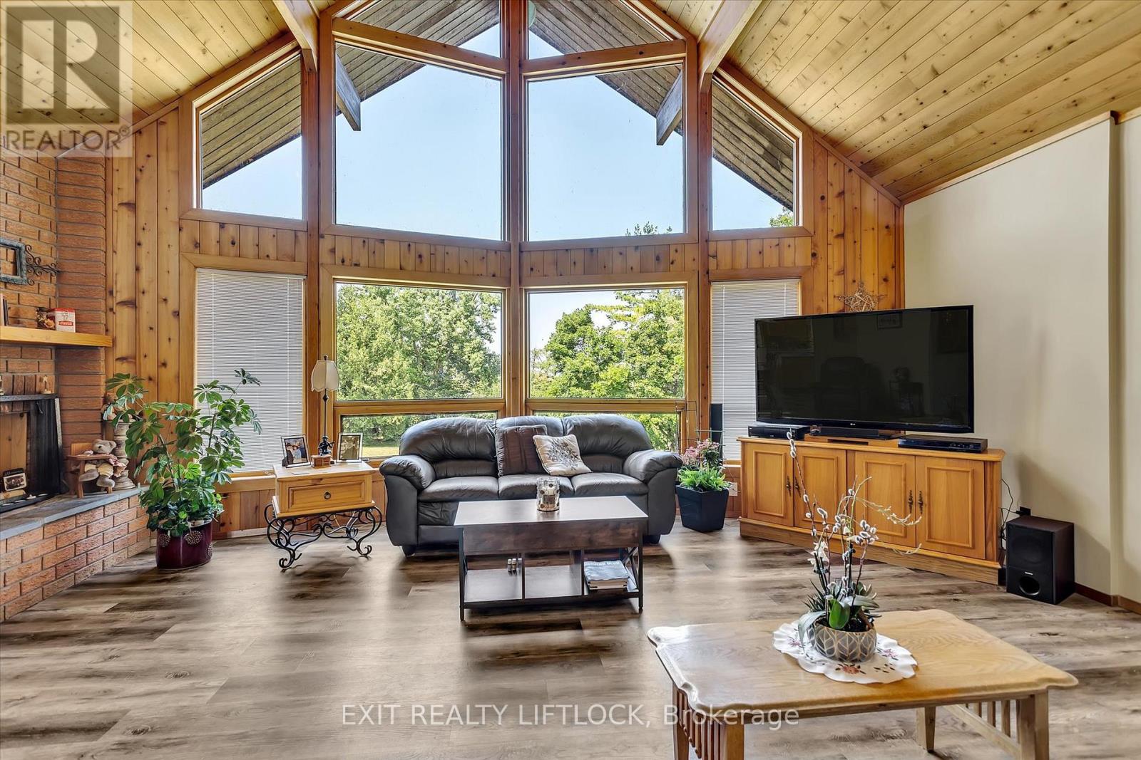 25 Balsam Road, Kawartha Lakes, Ontario  K9V 4R6 - Photo 12 - X12965764