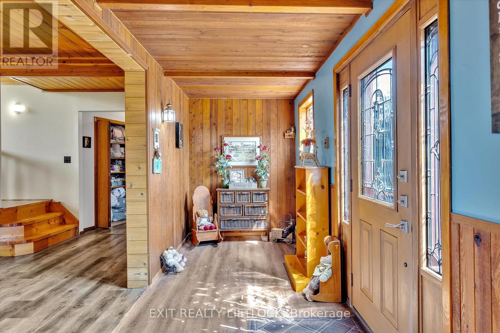 25 Balsam Road, Kawartha Lakes, Ontario  K9V 4R6 - Photo 4 - X12965764