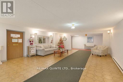 608 - 141 Dundas Street W, Quinte West, Ontario  K8V 3P6 - Photo 2 - X12965848