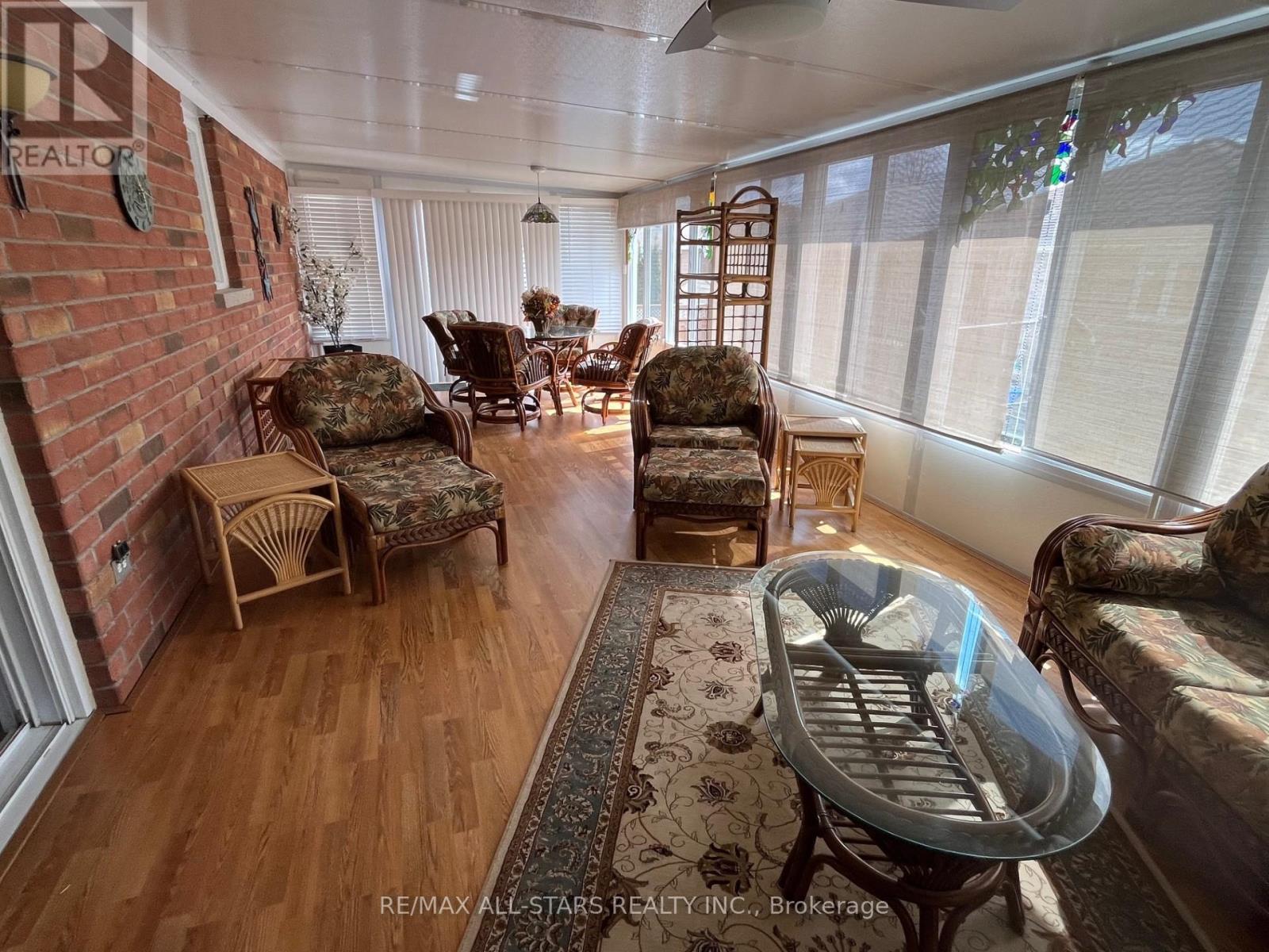 383 Wallace Drive, Kawartha Lakes, Ontario  K9V 6K7 - Photo 15 - X12965950