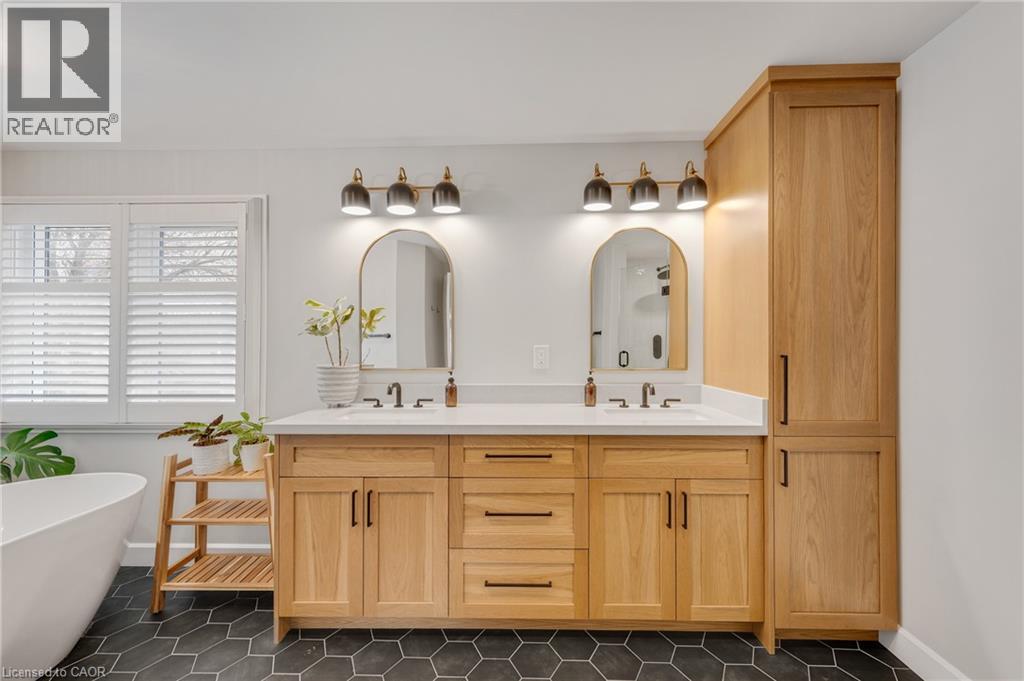 2051 Deer Run Avenue, Burlington, Ontario  L7M 2S1 - Photo 20 - 40817699