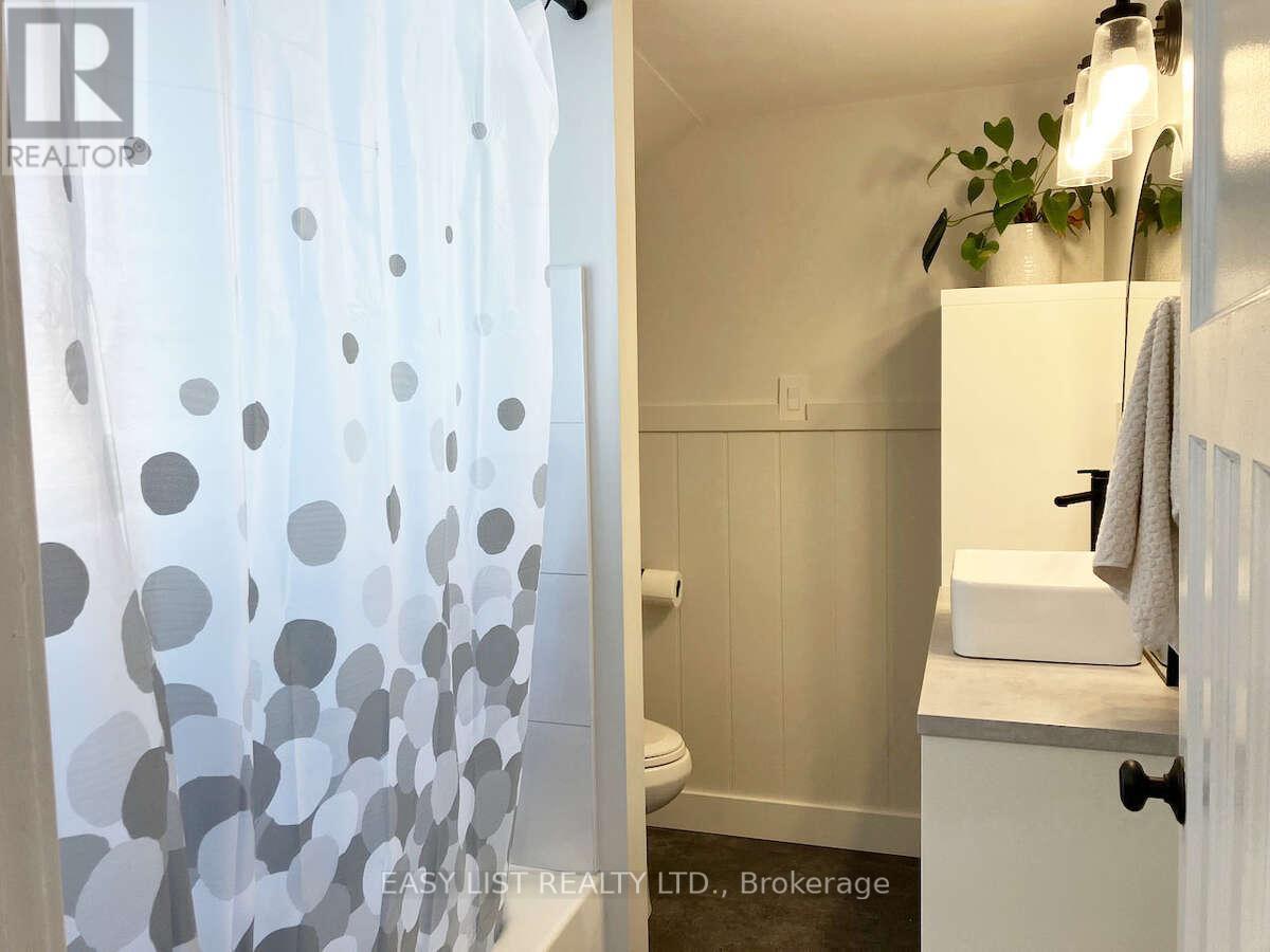 433 Davis Street, Port Colborne, Ontario  L3K 1Z7 - Photo 33 - X12965454