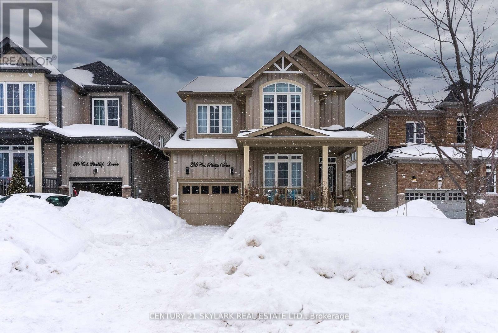 336 Col Phillips Drive, Shelburne, Ontario  L9V 3W1 - Photo 1 - X12965484