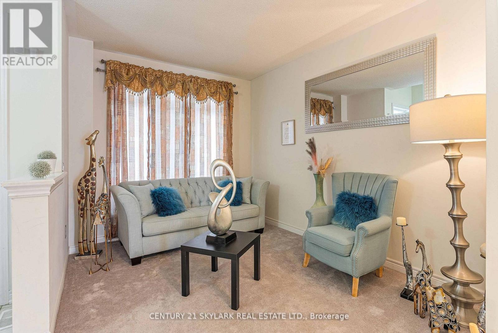 336 Col Phillips Drive, Shelburne, Ontario  L9V 3W1 - Photo 5 - X12965484