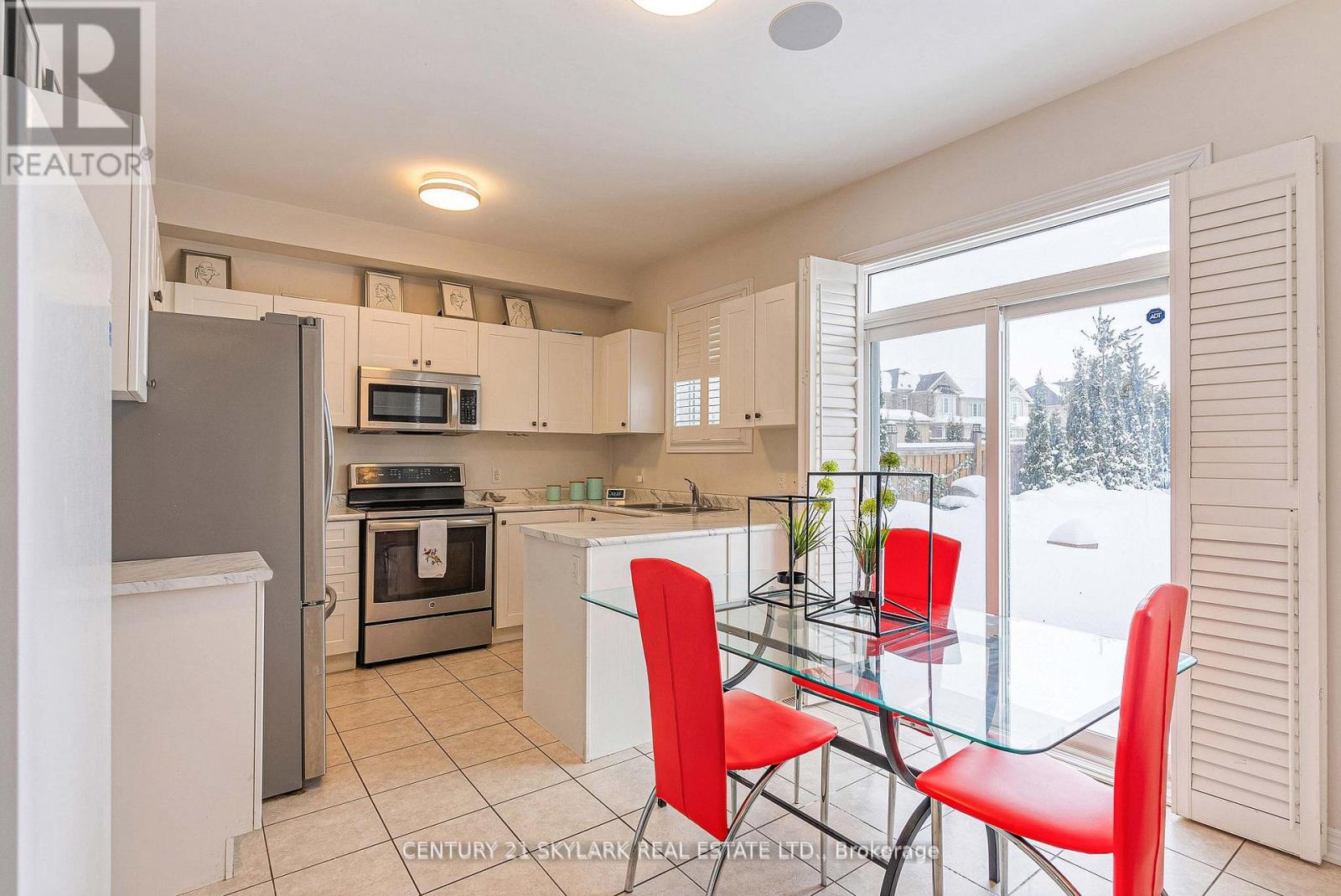 336 Col Phillips Drive, Shelburne, Ontario  L9V 3W1 - Photo 9 - X12965484