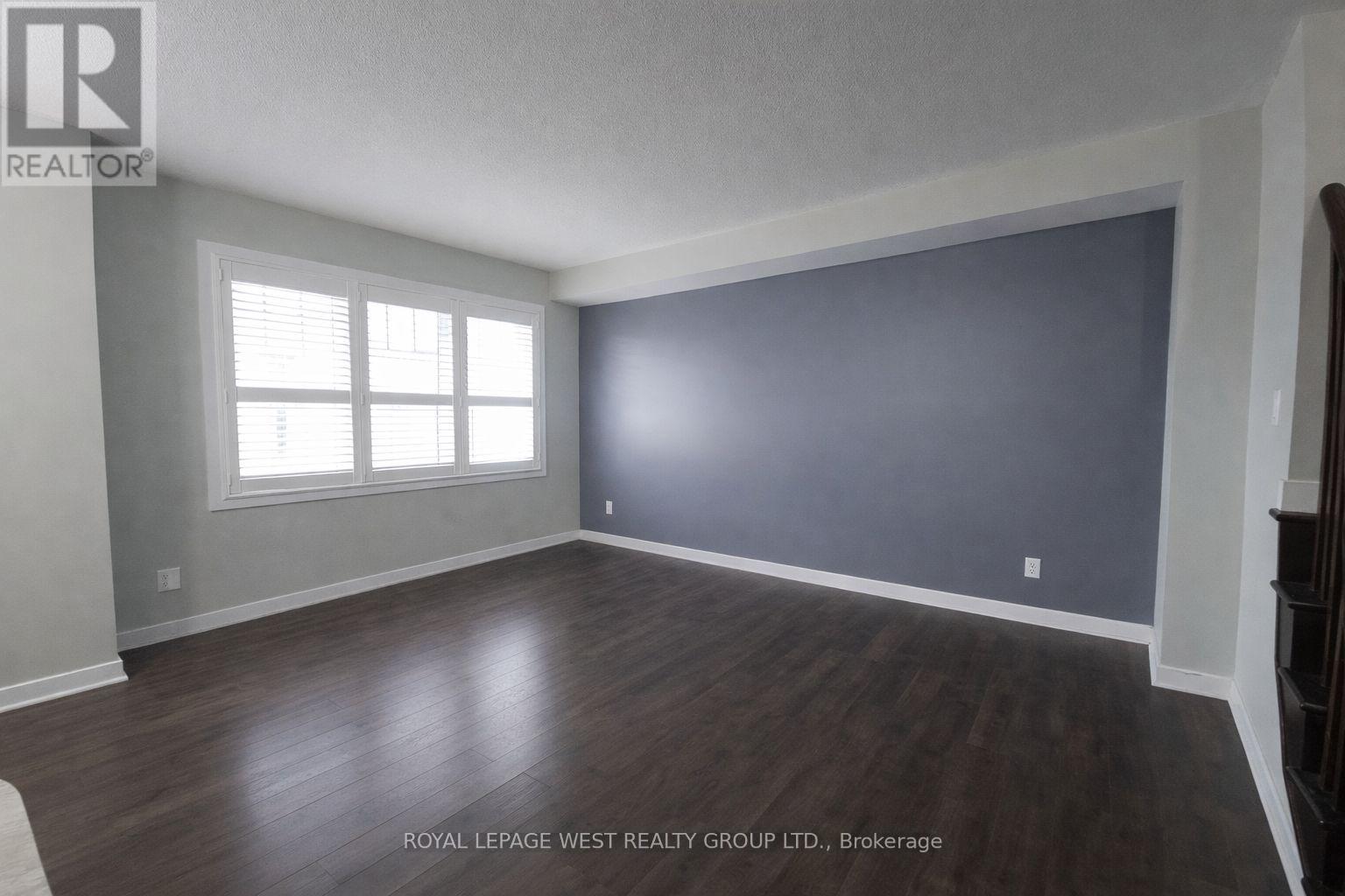 22 Sherway Street, Hamilton, Ontario  L8J 0J4 - Photo 10 - X12965516