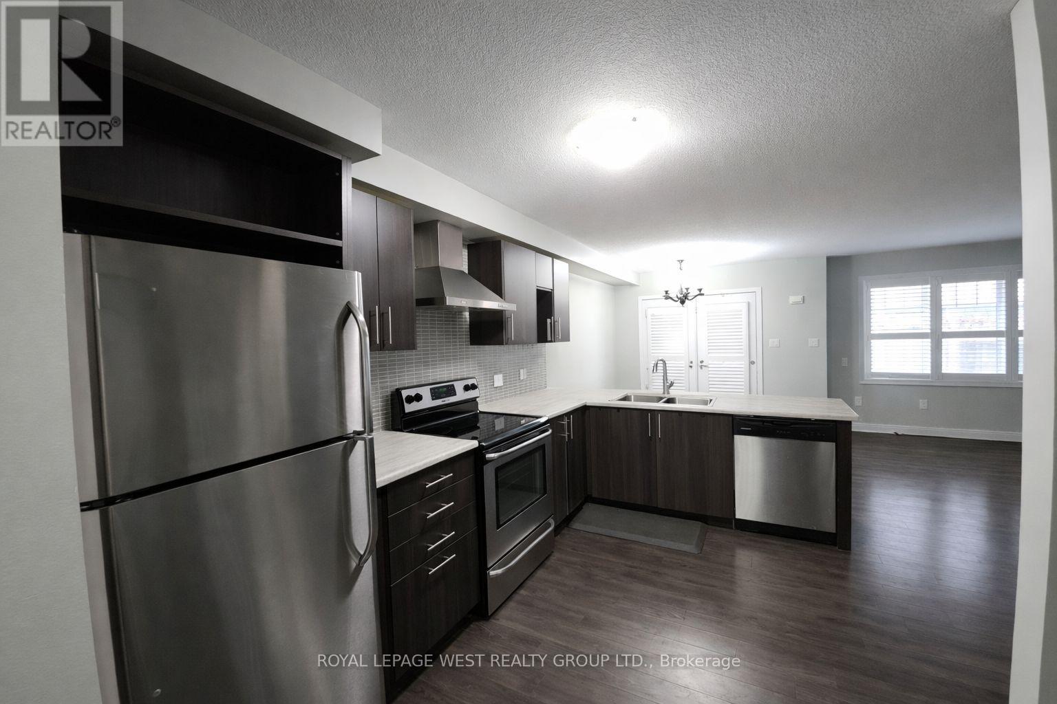 22 Sherway Street, Hamilton, Ontario  L8J 0J4 - Photo 4 - X12965516