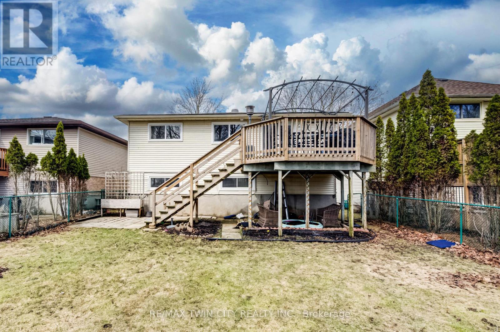 414 Woods Lane, Cambridge, Ontario  N3H 5J4 - Photo 24 - X12965542