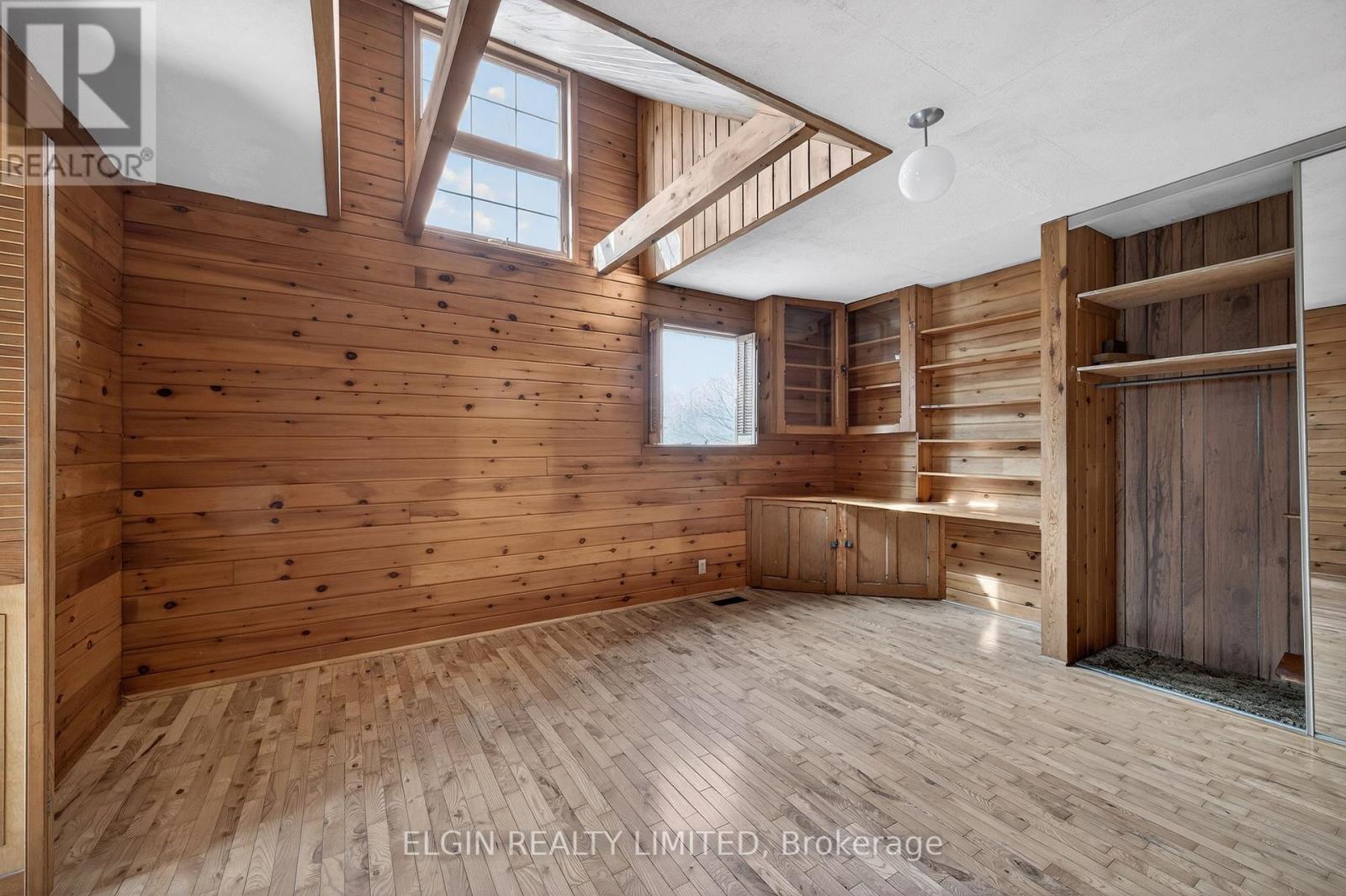 8 Ermatinger Street, St. Thomas, Ontario  N5R 4K4 - Photo 19 - X12965644