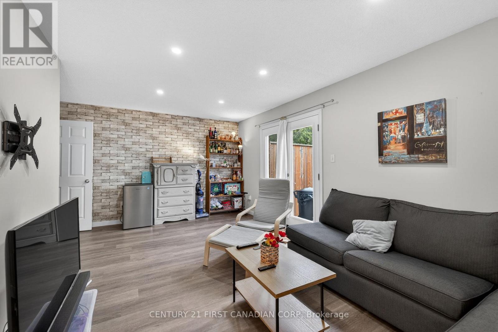 55 - 70 Chapman Court, London North, Ontario  N6G 4Z4 - Photo 6 - X12965742