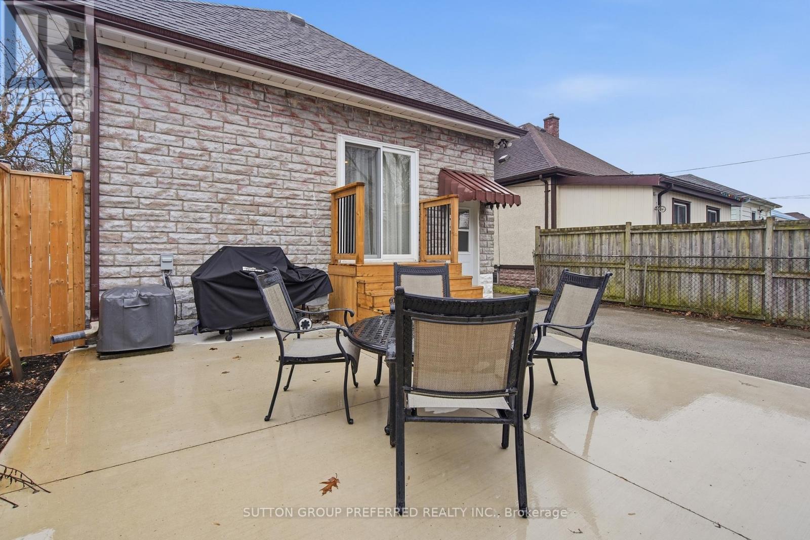 105 Madison Avenue, London East, Ontario  N5Z 2P3 - Photo 34 - X12965828