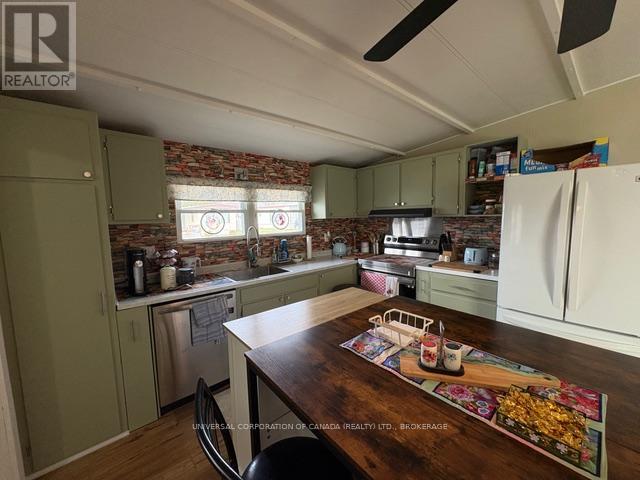 52 Cedarville Avenue, Malahide, Ontario  N0L 2J0 - Photo 12 - X12965902