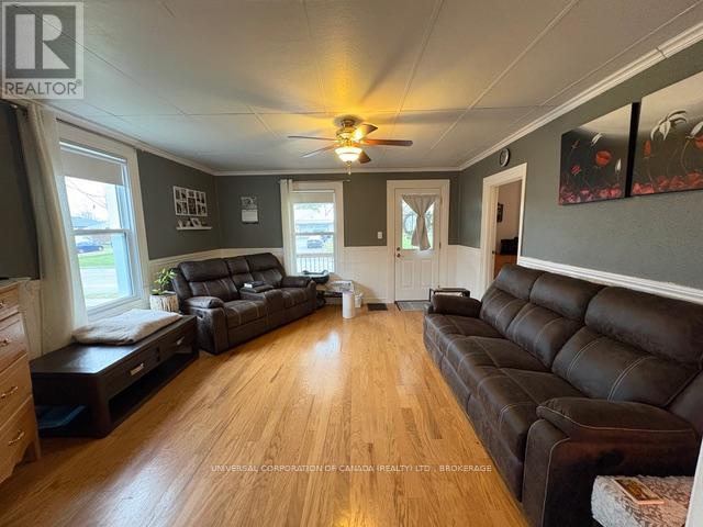 29 Caverly Road, Aylmer, Ontario  N5H 2P5 - Photo 8 - X12965946