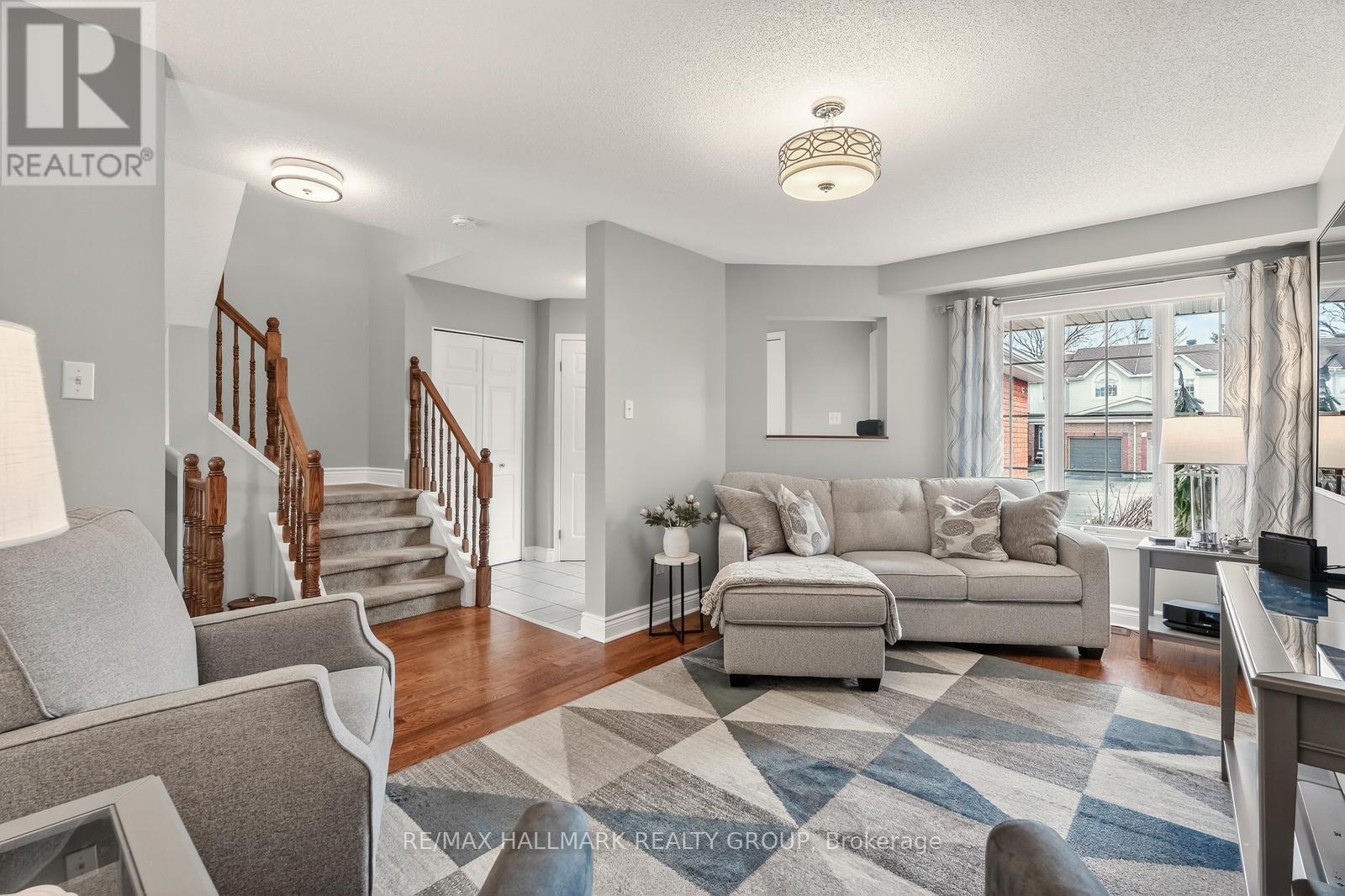 1464 Bonneville Crescent, Ottawa, Ontario  K1C 7N2 - Photo 12 - X12965642