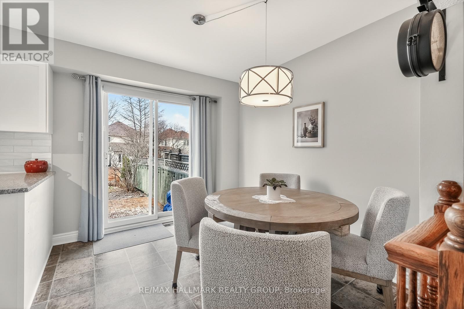 1464 Bonneville Crescent, Ottawa, Ontario  K1C 7N2 - Photo 14 - X12965642