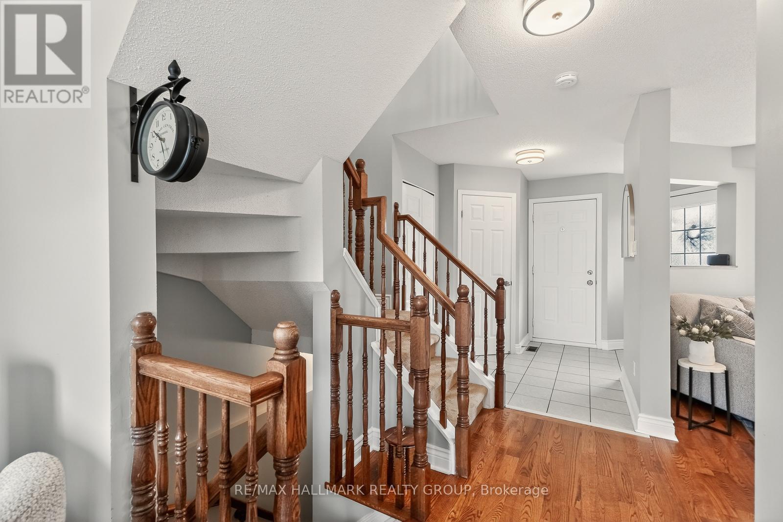 1464 Bonneville Crescent, Ottawa, Ontario  K1C 7N2 - Photo 28 - X12965642