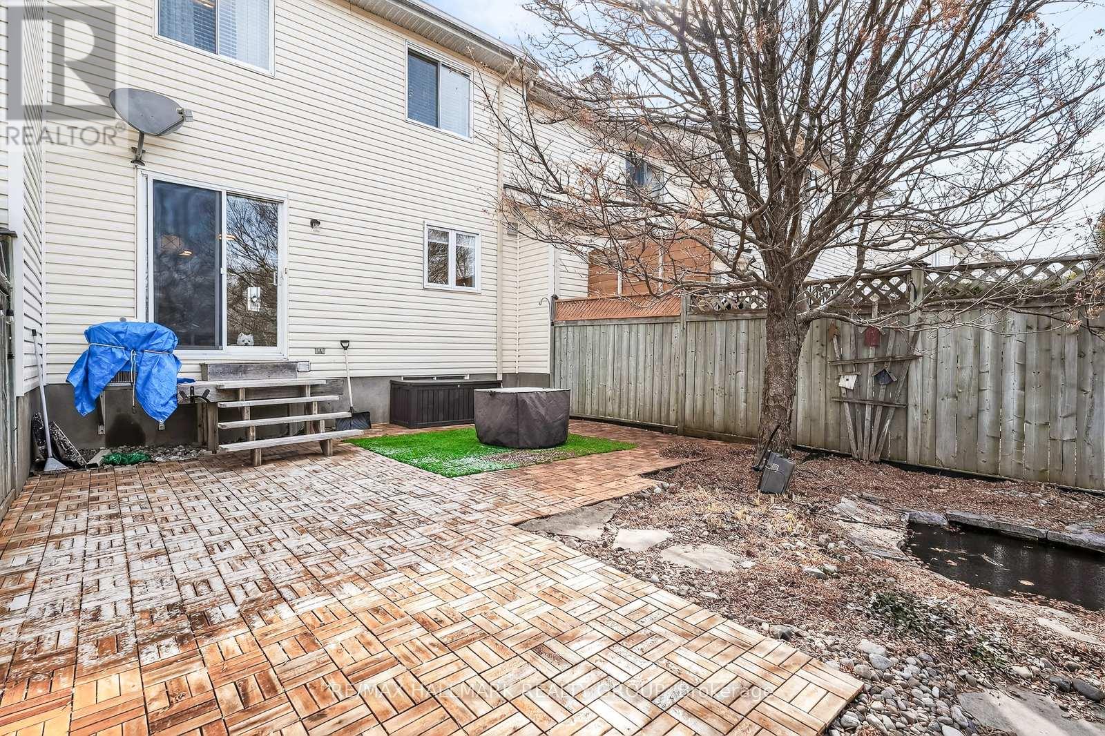 1464 Bonneville Crescent, Ottawa, Ontario  K1C 7N2 - Photo 32 - X12965642