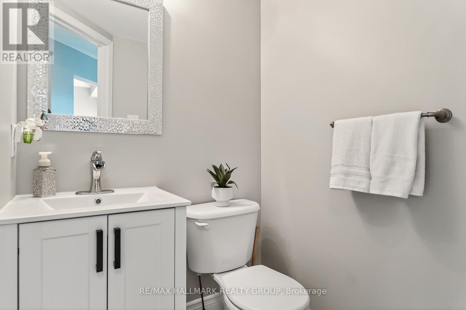 1464 Bonneville Crescent, Ottawa, Ontario  K1C 7N2 - Photo 7 - X12965642