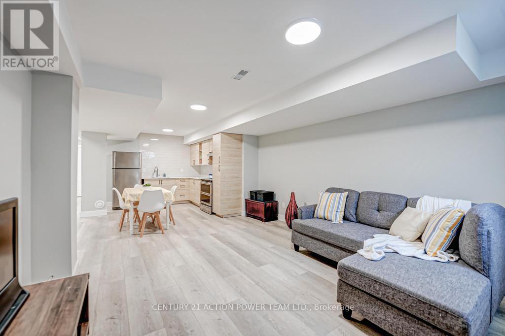 1149 And 1149 B - 1149 Parisien Street, Ottawa, Ontario  K1B 3N3 - Photo 19 - X12965692