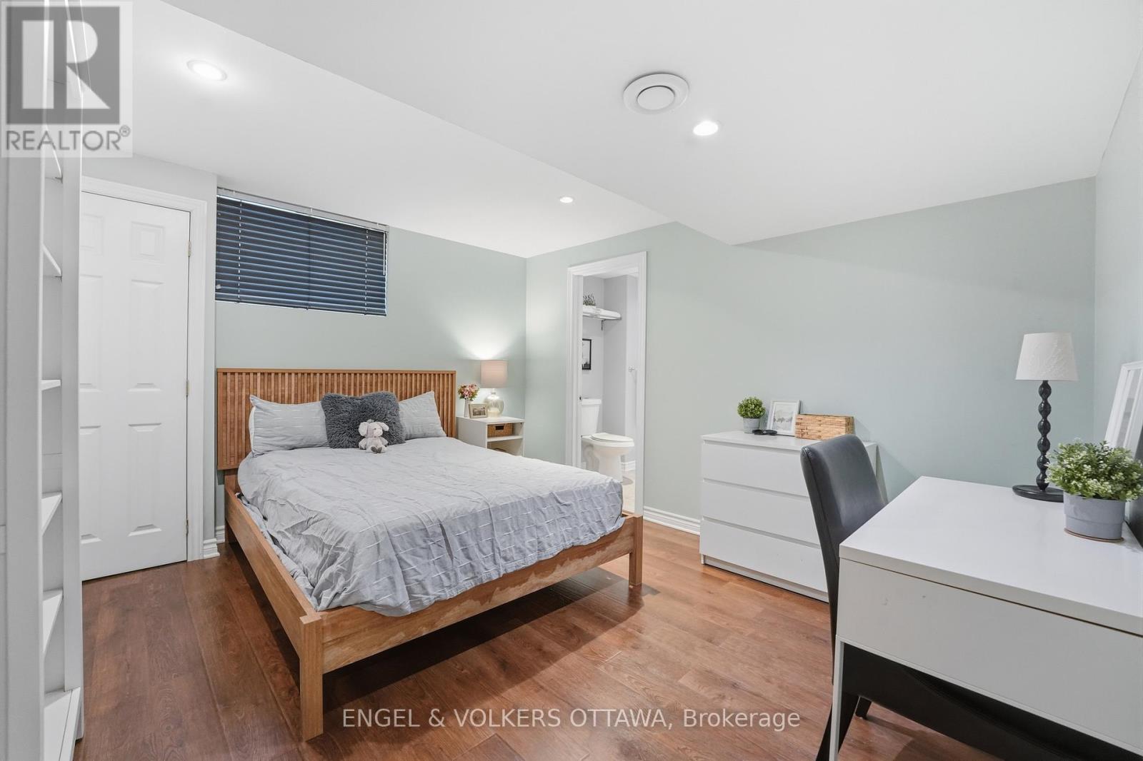 31 Leatherwood Crescent, Ottawa, Ontario  K2J 4X9 - Photo 38 - X12965738