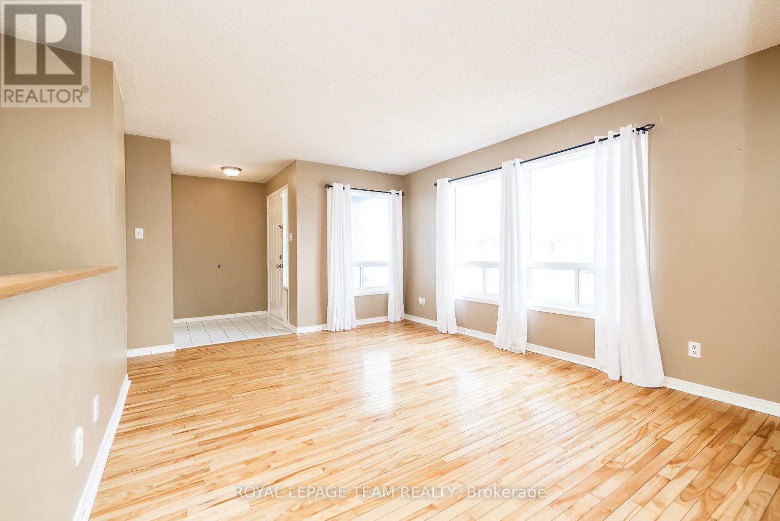 528 George Street E, North Grenville, Ontario  K0G 1J0 - Photo 11 - X12965796