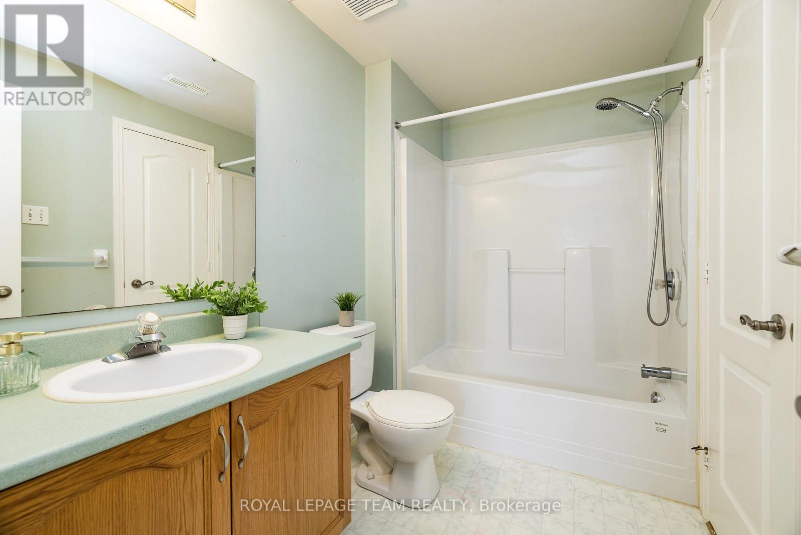 528 George Street E, North Grenville, Ontario  K0G 1J0 - Photo 33 - X12965796