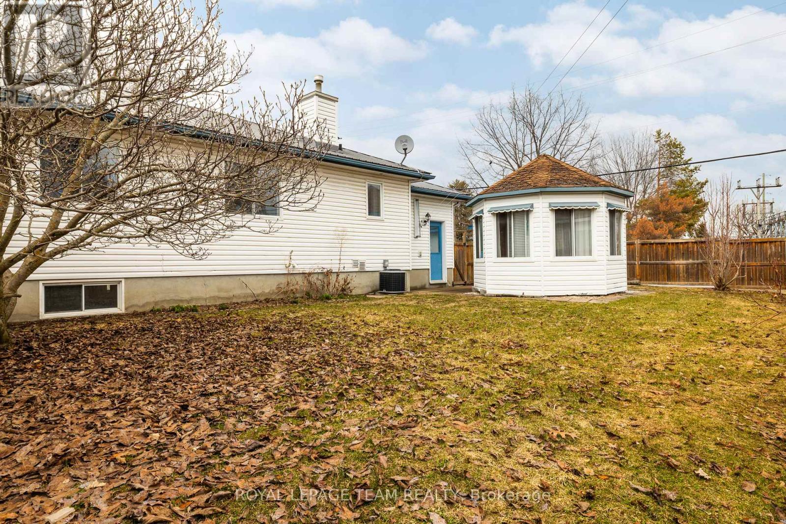 528 George Street E, North Grenville, Ontario  K0G 1J0 - Photo 38 - X12965796