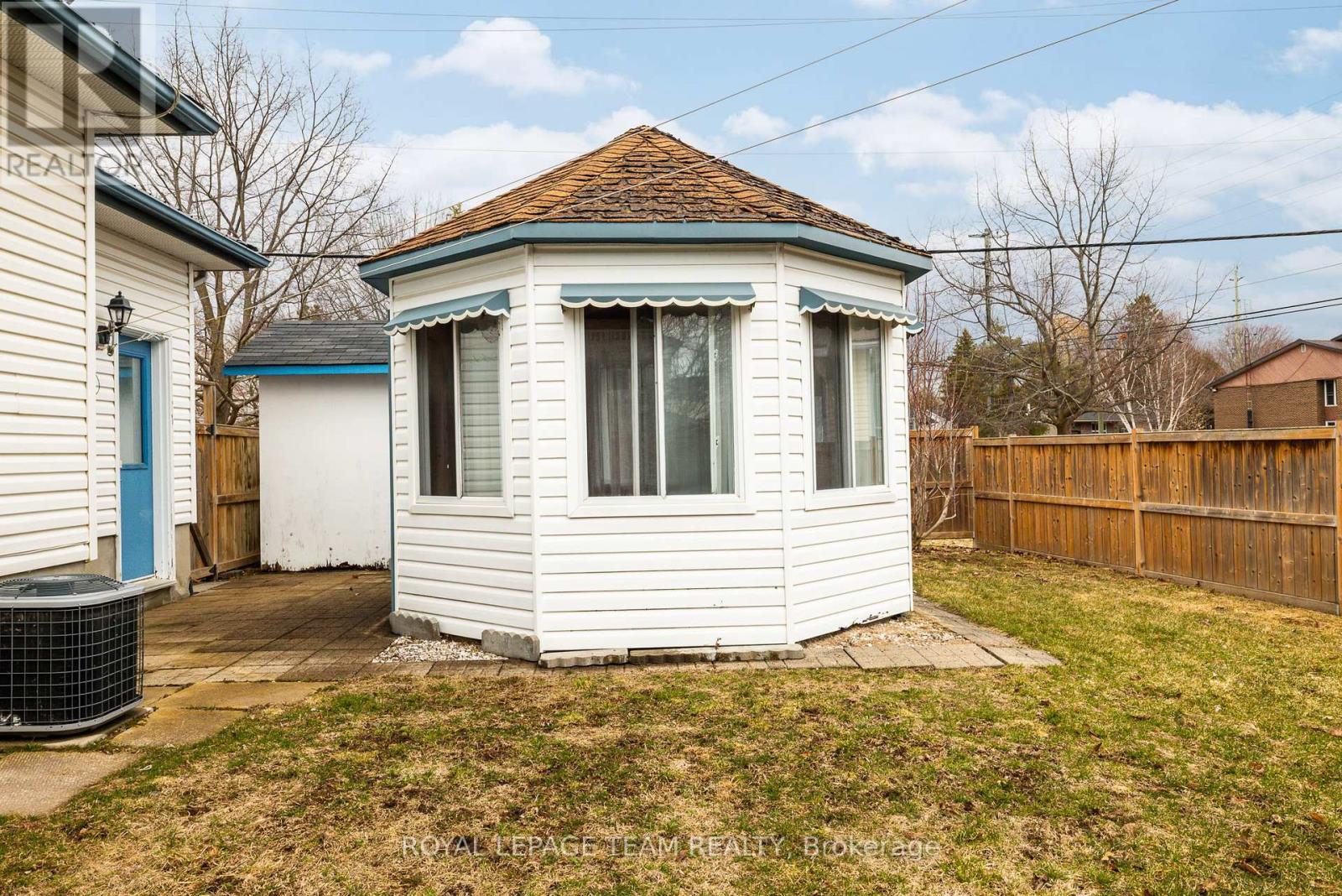 528 George Street E, North Grenville, Ontario  K0G 1J0 - Photo 40 - X12965796