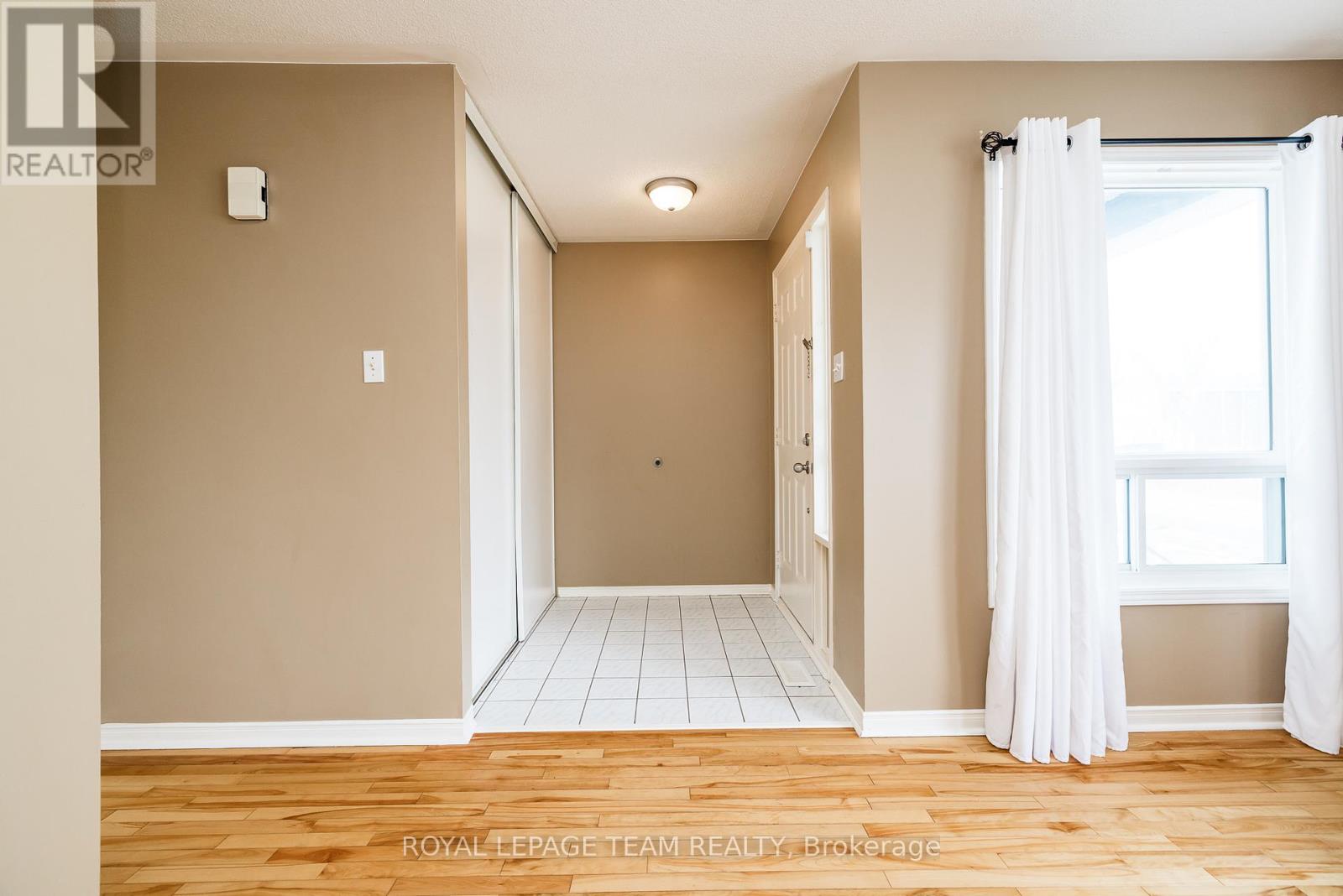 528 George Street E, North Grenville, Ontario  K0G 1J0 - Photo 5 - X12965796