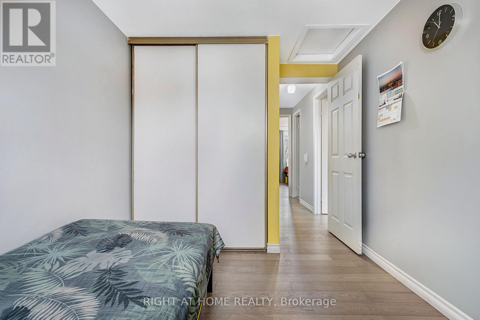 1324 Belgate Way, Ottawa, Ontario  K1J 8P9 - Photo 20 - X12965814