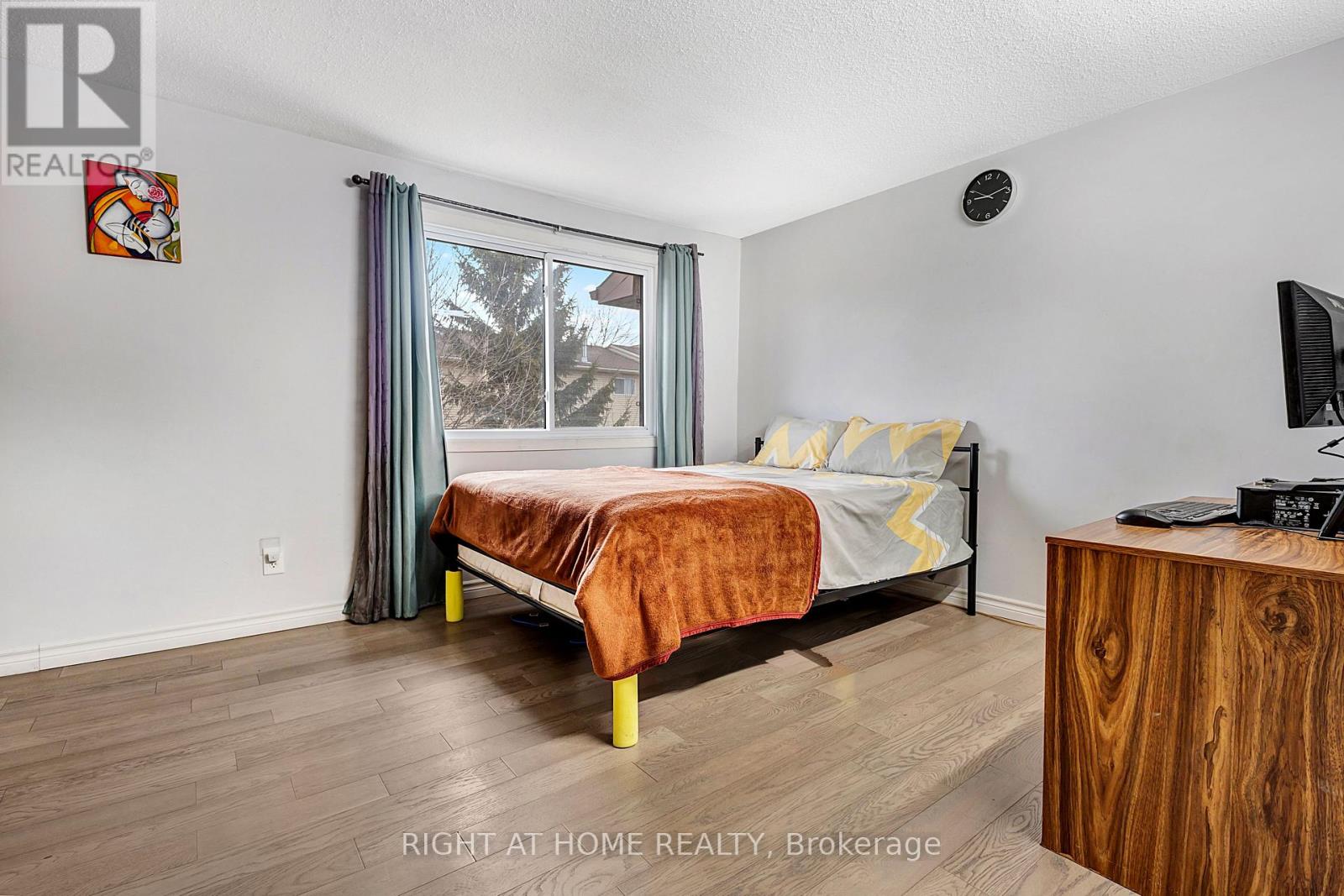 1324 Belgate Way, Ottawa, Ontario  K1J 8P9 - Photo 22 - X12965814