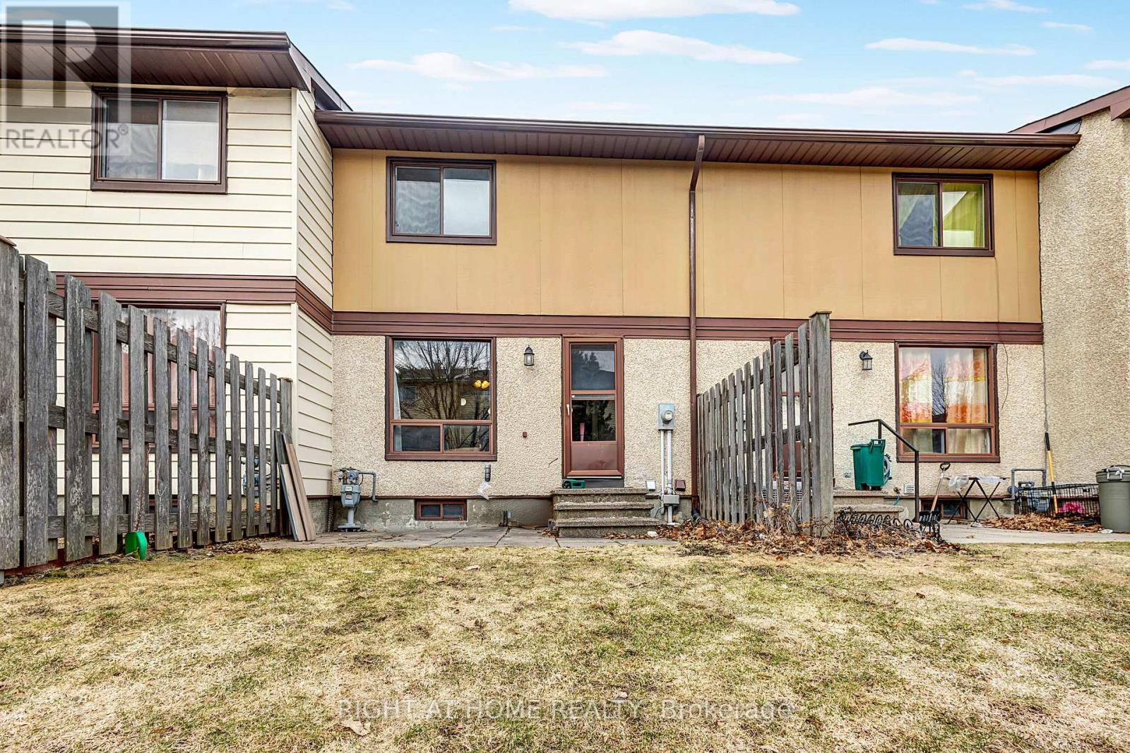 1324 Belgate Way, Ottawa, Ontario  K1J 8P9 - Photo 26 - X12965814