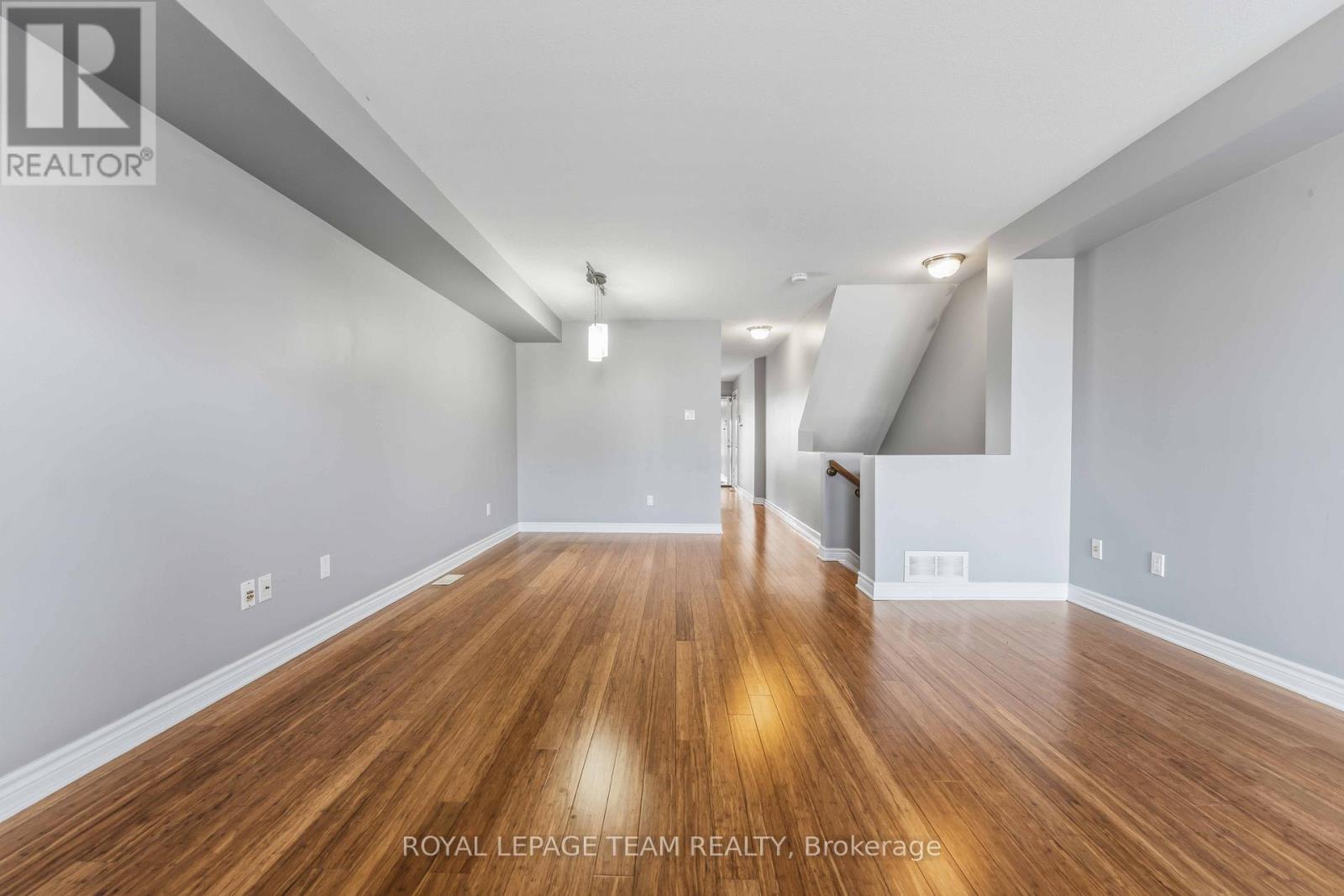 A - 405 Chapman Mills Drive, Ottawa, Ontario  K2J 0M7 - Photo 6 - X12965900