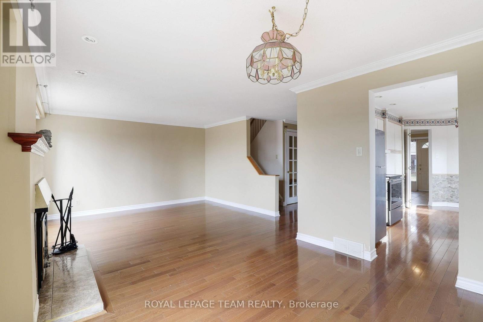 1136 Des Bouleaux Place, Ottawa, Ontario  K1C 5L1 - Photo 10 - X12965906